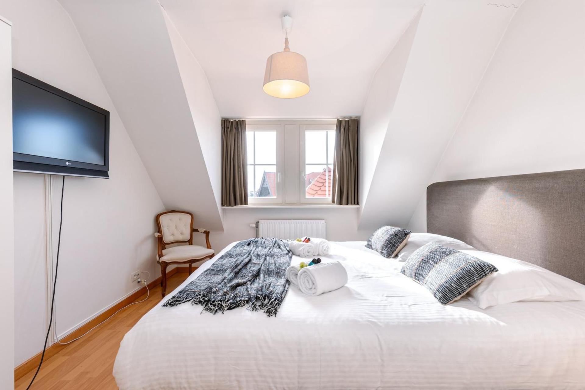 Charming Spacious Duplex Apt With Private Parking In Knokke Leilighet Eksteriør bilde